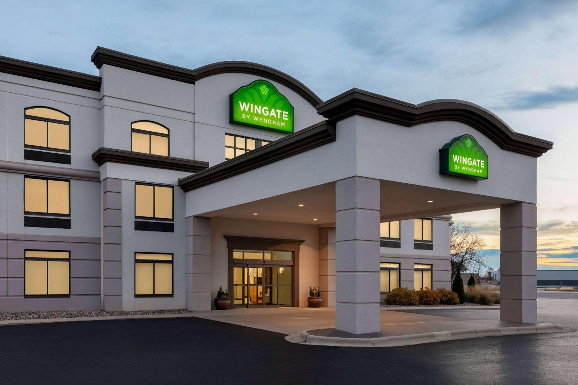 Wingate By Wyndham Green Bay Exterior photo